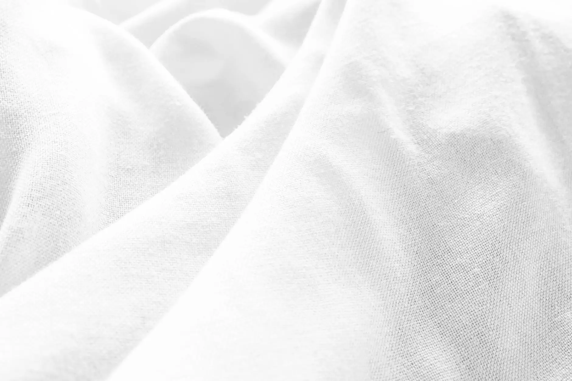 2025年品牌服装库存尾货折扣批发市场趋势与选品策略